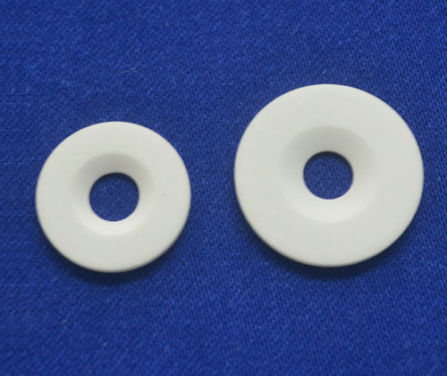 該如何正確選擇高質量標準氧化鋯陶瓷片？