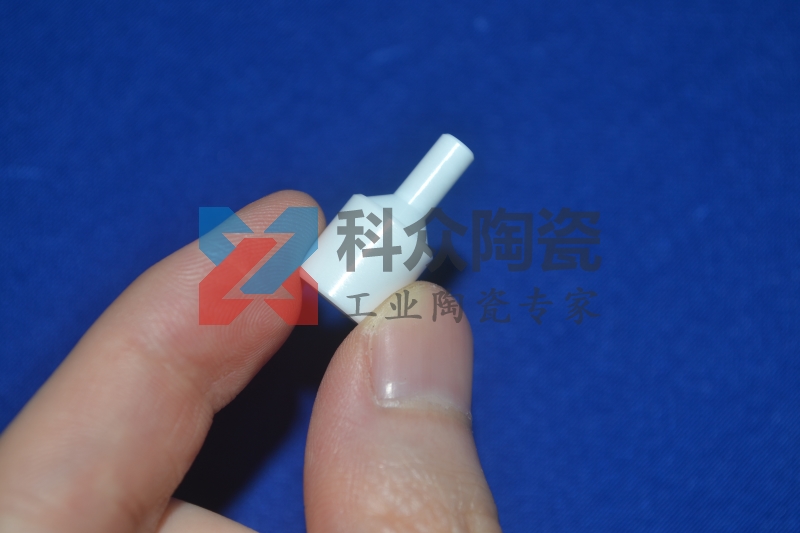 氧化鋯陶瓷推桿的特點體現在什么方面？