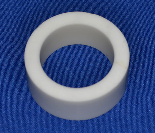 為什么都選擇氧化鋯陶瓷環用作襯套？